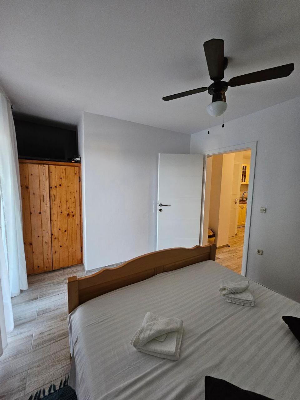 Apartman Lila Cunski Luaran gambar